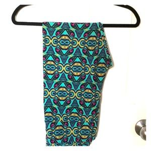 TC Lularoe Tiki Leggings